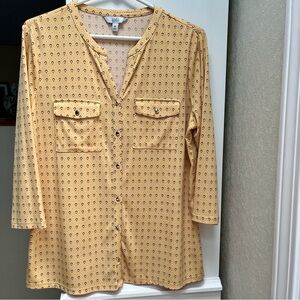 Ladies Yellow V-Neck Patterned Blouse - Size M - NWOT